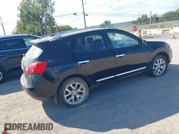 2011 Nissan Rogue S z VIN JN8AS5MV6BW285132, wystawiony jako IAAI lot #40256460 z przebiegiem 164 710 mil mil oraz . Historia ofert i sprzedaży dostępna na DreamBid. Obrazek 4.