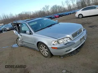 2002 Volvo V40 с VIN YV1VW29522F843173, выставлен на аукционе Copart как лот 42961395 с пробегом 153 534 миль миль и Списание • Salvage title. История ставок и продаж доступна на DreamBid. Изображение 11.