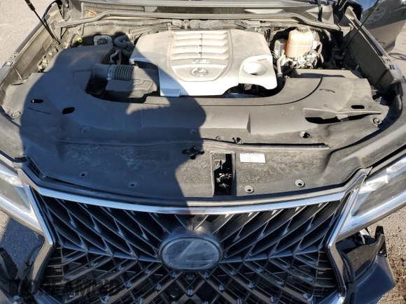 2020 Lexus LX 570 z VIN JTJDY7AX1L4332179, wystawiony jako Copart lot #77017714 z przebiegiem 49 756 mil mil oraz Szkoda całkowita • Salvage title. Historia ofert i sprzedaży dostępna na DreamBid. Obrazek 12.