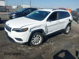 2021 Jeep Cherokee Latitude with VIN 1C4PJLCBXMD207987, listed as a IAAI auction lot 41422014 with 62,222 mi miles. Bid and sale history available at carsss.com. Image 2.