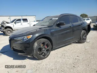 2022 Alfa Romeo Stelvio Ti with VIN ZASPAKBN0N7D45728, listed as a Copart auction lot 88981095 with 0 mi miles and Salvage Title. Bid and sale history available at carsss.com. Image 1.