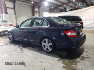 2011 Mercedes-Benz C 300 Sport z VIN WDDGF8BB9BR135198, wystawiony jako Copart lot #58187185 z przebiegiem 102 248 mil mil oraz Czysty tytuł • Clean title. Historia ofert i sprzedaży dostępna na DreamBid. Obrazek 2.