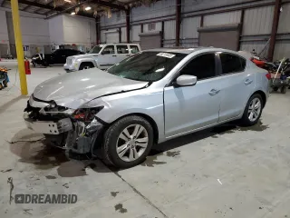 2013 Acura ILX with VIN 19VDE1F38DE022229, listed as a Copart auction lot 89213465 with 136,193 mi miles and Salvage Title. Bid and sale history available at carsss.com. Image 1.