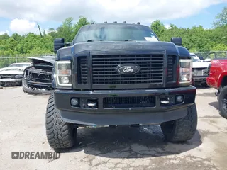 2010 Ford F-250 XL z VIN 1FTSW2BR0AEA68608, wystawiony jako IAAI lot #42115694 z przebiegiem 182 767 mil mil oraz . Historia ofert i sprzedaży dostępna na DreamBid. Obrazek 6.