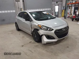 2013 Hyundai Elantra GT with VIN KMHD35LE3DU151891, listed as a IAAI auction lot 41869397 with 84,692 mi miles. Bid and sale history available at carsss.com. Image 1.