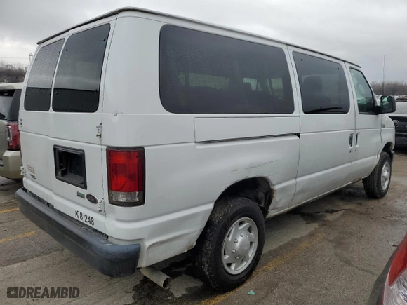 2014 Ford Econoline Wagon XL with VIN 1FBNE3BL8EDB20505, listed as a Copart auction lot 86013044 with 176,981 mi miles and Clean Title. Bid and sale history available at carsss.com. Image 3.