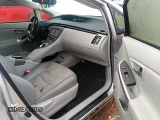 2013 Toyota Prius One with VIN JTDKN3DU6D5588097, listed as a IAAI auction lot 41151413 with 148,728 mi miles and . Bid and sale history available at DreamBid. Image 5.