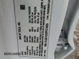 2023 Tesla Model 3 z VIN 5YJ3E1EA3PF574626, wystawiony jako Copart lot #61131145 z przebiegiem 17 390 mil mil oraz Szkoda całkowita • Salvage title. Historia ofert i sprzedaży dostępna na DreamBid. Obrazek 12.