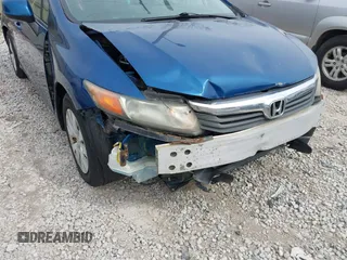 2012 Honda Civic LX z VIN 19XFB2F57CE053373, wystawiony jako IAAI lot #41836863 z przebiegiem 123 339 mil mil oraz . Historia ofert i sprzedaży dostępna na DreamBid. Obrazek 6.