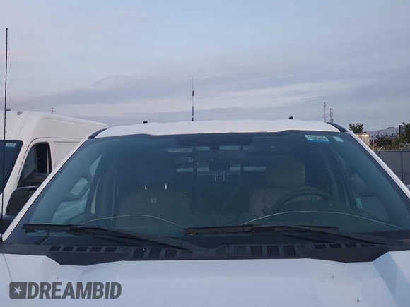 2017 Ford F-350 with VIN 1FT7X3B62HEE09676, listed as a IAAI auction lot 42727709 with 154,269 mi miles and . Bid and sale history available at DreamBid. Image 15.