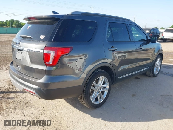 2017 Ford Explorer XLT z VIN 1FM5K7D8XHGC54063, wystawiony jako IAAI lot #42076830 z przebiegiem 115 686 mil mil oraz . Historia ofert i sprzedaży dostępna na DreamBid. Obrazek 4.