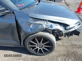 2012 Volkswagen Jetta S с VIN 3VW2K7AJ2CM417329, выставлен на аукционе IAAI как лот 41972316 с пробегом 200 299 миль миль и . История ставок и продаж доступна на DreamBid. Изображение 16.
