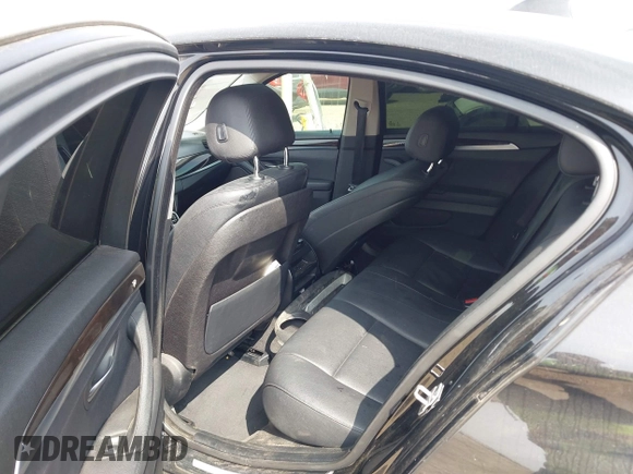 2015 BMW 5 Series 528i with VIN WBA5A5C58FD520694, listed as a IAAI auction lot 41804906 with 121,636 mi miles. Bid and sale history available at carsss.com. Image 8.