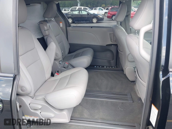 2018 Toyota Sienna XLE Auto Access Seat с VIN 5TDYZ3DC4JS962153, выставлен на аукционе IAAI как лот 42625213 с пробегом 75 006 миль миль и . История ставок и продаж доступна на DreamBid. Изображение 8.