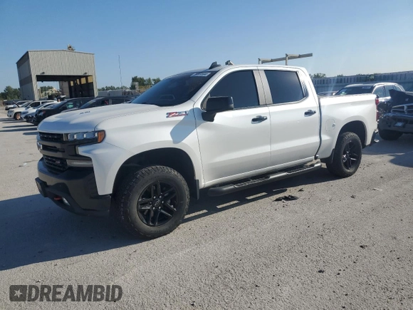 2020 Chevrolet Silverado 1500 LT Trail Boss with VIN 3GCPYFEL1LG401070, listed as a Copart auction lot 70869504 with 80,171 mi miles and Salvage Title. Bid and sale history available at carsss.com. Image 1.