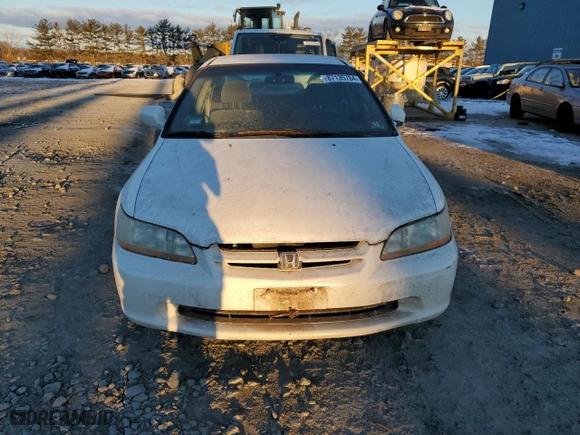 1999 Honda Accord Sdn LX with VIN 1HGCG1644XA068753, listed as a Copart auction lot 87135784 with 74,386 mi miles and Clean Title. Bid and sale history available at carsss.com. Image 5.
