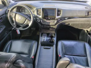 2017 Honda Pilot Touring with VIN 5FNYF6H95HB083610, listed as a Copart auction lot 50806045 with 200,897 mi miles and Salvage Title. Bid and sale history available at DreamBid. Image 8.