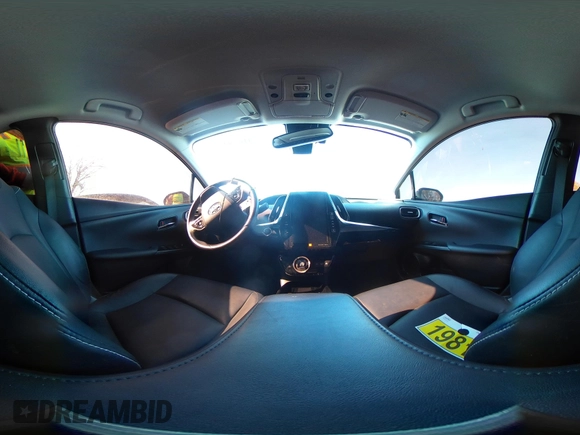 2020 Toyota Prius LE z VIN JTDKARFP8L3133106, wystawiony jako IAAI lot #41679364 z przebiegiem 139 342 mil mil oraz . Historia ofert i sprzedaży dostępna na DreamBid. Obrazek 18.