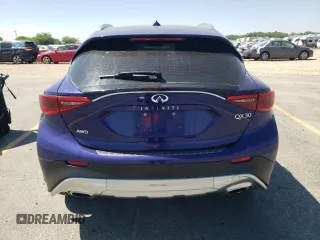 2017 Infiniti QX30 Premium with VIN SJKCH5CR6HA026036, listed as a Copart auction lot 60285085 with 46,777 mi miles and Salvage title. Bid and sale history available at DreamBid. Image 6.