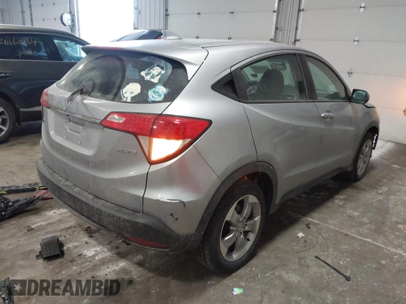 2022 Honda HR-V LX with VIN 3CZRU6H32NM720377, listed as a IAAI auction lot 41649913 with 56,532 mi miles. Bid and sale history available at carsss.com. Image 4.