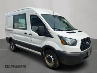 2019 Ford Transit z VIN 1FTYR1CM8KKB14171, wystawiony jako Copart lot #60481215 z przebiegiem 151 113 mil mil oraz Czysty tytuł • Clean title. Historia ofert i sprzedaży dostępna na DreamBid. Obrazek 1.