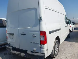 2020 Nissan NV Cargo S с VIN 1N6BF0LY1LN806698, выставлен на аукционе IAAI как лот 42432400 с пробегом 174 673 миль миль и . История ставок и продаж доступна на DreamBid. Изображение 4.