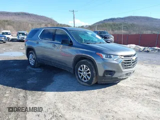 2019 Chevrolet Traverse LS z VIN 1GNERFKW9KJ203084, wystawiony jako IAAI lot #41484957 z przebiegiem 52 879 mil mil oraz . Historia ofert i sprzedaży dostępna na DreamBid. Obrazek 1.