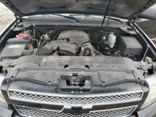 2009 Chevrolet Avalanche LTZ with VIN 3GNFK32049G172308, listed as a Copart auction lot 54840355 with 253,982 mi miles and Clean Title. Bid and sale history available at carsss.com. Image 12.