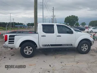 2010 Nissan Frontier SE z VIN 1N6AD0ER2AC400820, wystawiony jako IAAI lot #42408233 z przebiegiem 95 810 mil mil oraz . Historia ofert i sprzedaży dostępna na DreamBid. Obrazek 13.