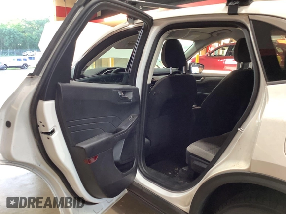 2021 Ford Escape SE with VIN 1FMCU0G69MUA53124, listed as a IAAI auction lot 42749962 with 67,774 mi miles and . Bid and sale history available at DreamBid. Image 40.
