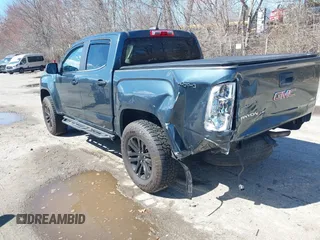 2019 GMC Canyon 4WD SLE with VIN 1GTG6CEN6K1345758, listed as a IAAI auction lot 41836882 with 36,641 mi miles. Bid and sale history available at carsss.com. Image 3.