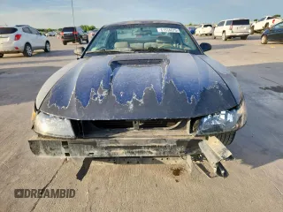 2001 Ford Mustang Standard with VIN 1FAFP40421F247069, listed as a Copart auction lot 61634675 with 133,681 mi miles and Salvage title. Bid and sale history available at DreamBid. Image 5.