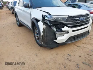 2022 Ford Explorer XLT with VIN 1FMSK7DH1NGA36608, listed as a IAAI auction lot 41683244 with 72,662 mi miles. Bid and sale history available at carsss.com. Image 6.