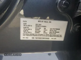 2024 Tesla Model Y Performance z VIN 7SAYGDEF3RF078535, wystawiony jako Copart lot #45749495 z przebiegiem 8 852 mil mil oraz Szkoda całkowita • Salvage title. Historia ofert i sprzedaży dostępna na DreamBid. Obrazek 14.