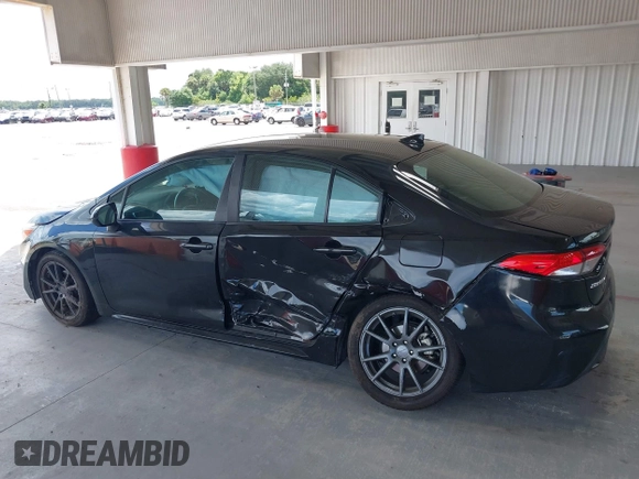 2021 Toyota Corolla LE with VIN 5YFEPMAE1MP247493, listed as a IAAI auction lot 40090331 with 111,994 mi miles. Bid and sale history available at carsss.com. Image 14.