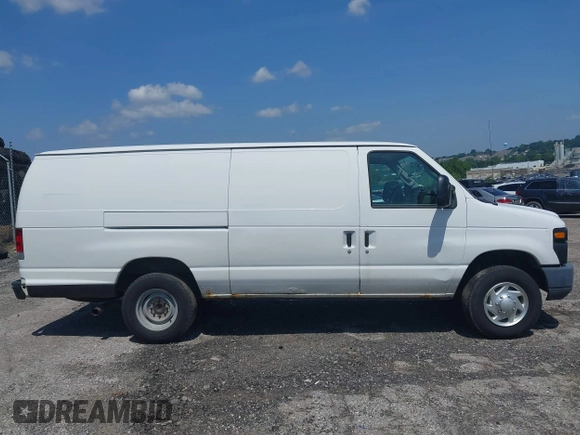 2012 Ford Econoline Cargo Super Duty Commercial с VIN 1FTSS3EL9CDA36029, выставлен на аукционе IAAI как лот 42490954 с пробегом 213 080 миль миль и . История ставок и продаж доступна на DreamBid. Изображение 13.