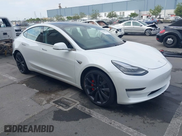 2020 Tesla Model 3 Performance z VIN 5YJ3E1EC9LF641242, wystawiony jako IAAI lot #42380146 z przebiegiem Nie podano mil oraz . Historia ofert i sprzedaży dostępna na DreamBid. Obrazek 1.