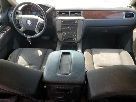 2011 GMC Yukon SLE with VIN 1GKS1AE09BR271002, listed as a Copart auction lot 49349275 with 245,183 mi miles and Salvage Title. Bid and sale history available at carsss.com. Image 8.