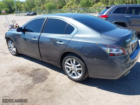 2013 Nissan Maxima 3.5 S with VIN 1N4AA5APXDC806397, listed as a IAAI auction lot 42044981 with 135,969 mi miles. Bid and sale history available at carsss.com. Image 3.