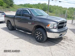 2014 Ram 1500 Tradesman z VIN 1C6RR7FM8ES398965, wystawiony jako IAAI lot #42152510 z przebiegiem 162 498 mil mil oraz . Historia ofert i sprzedaży dostępna na DreamBid. Obrazek 1.