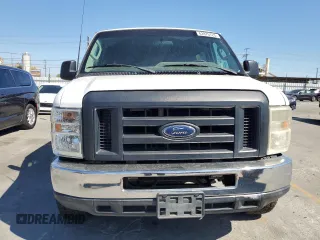 2014 Ford Econoline Passenger XL с VIN 1FBSS3BL4EDA85358, выставлен на аукционе Copart как лот 62875725 с пробегом 156 816 миль миль и Списание • Salvage title. История ставок и продаж доступна на DreamBid. Изображение 5.