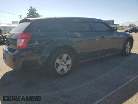2005 Dodge Magnum SE z VIN 2D4FV48V55H533891, wystawiony jako Copart lot #74751644 z przebiegiem 287 869 mil mil oraz Szkoda całkowita • Salvage title. Historia ofert i sprzedaży dostępna na DreamBid. Obrazek 3.