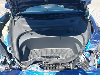 2023 Tesla Model 3 z VIN 5YJ3E1EA9PF639141, wystawiony jako IAAI lot #42167773 z przebiegiem 57 459 mil mil oraz . Historia ofert i sprzedaży dostępna na DreamBid. Obrazek 10.