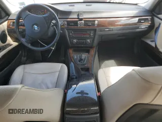 2011 BMW 3 Series 328i xDrive z VIN WBAPK5G57BNN80308, wystawiony jako Copart lot #56740035 z przebiegiem 86 056 mil mil oraz Szkody całkowita. Historia ofert i sprzedaży dostępna na DreamBid. Obrazek 8.