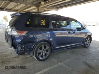 2020 Toyota Sienna SE with VIN 5TDXZ3DC4LS034373, listed as a Copart auction lot 52971635 with 44,421 mi miles and Salvage Title. Bid and sale history available at carsss.com. Image 3.
