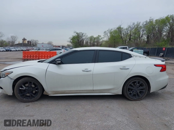 2017 Nissan Maxima SV with VIN 1N4AA6AP6HC416814, listed as a IAAI auction lot 41960419 with 190,967 mi miles and . Bid and sale history available at DreamBid. Image 14.