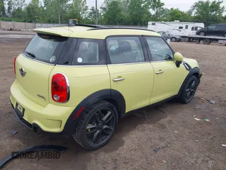 2012 MINI Countryman S z VIN WMWZC3C59CWL82955, wystawiony jako IAAI lot #42237702 z przebiegiem 61 903 mil mil oraz . Historia ofert i sprzedaży dostępna na DreamBid. Obrazek 4.