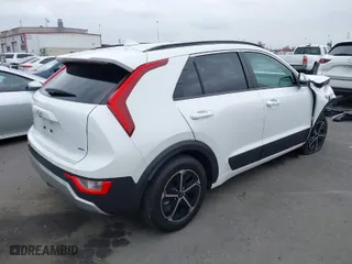 2023 Kia Niro EX with VIN KNDCR3LE8P5073495, listed as a IAAI auction lot 41465833 with 30,423 mi miles. Bid and sale history available at carsss.com. Image 4.