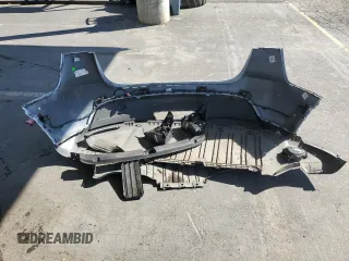 2021 Tesla Model Y Long Range z VIN 5YJYGDEE7MF228787, wystawiony jako Copart lot #47252275 z przebiegiem 59 823 mil mil oraz Szkoda całkowita • Salvage title. Historia ofert i sprzedaży dostępna na DreamBid. Obrazek 14.