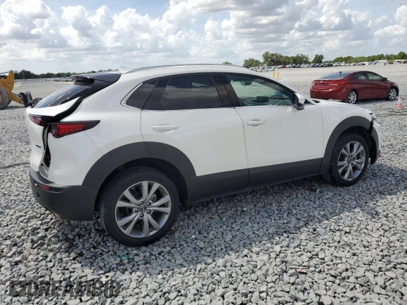 2021 Mazda CX-30 Premium z VIN 3MVDMADM5MM228747, wystawiony jako Copart lot #51747475 z przebiegiem 13 562 mil mil oraz Nie do naprawy • Non repairable. Historia ofert i sprzedaży dostępna na DreamBid. Obrazek 3.
